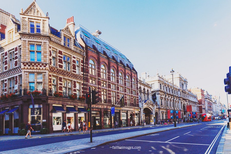 23293522112_765a492bc3_b