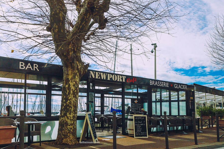 Cloudy Bay by Faithieimages