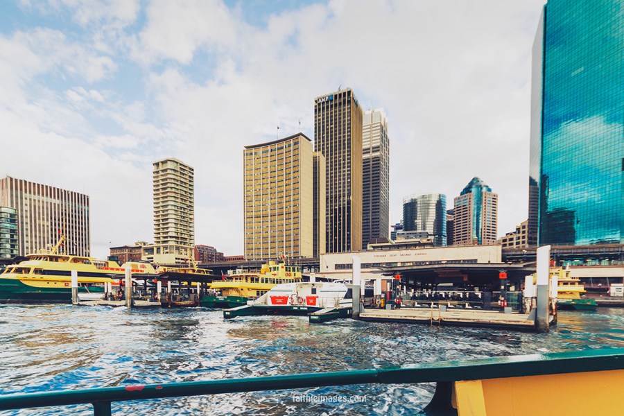 Sydney Harbour ferry ride by Faithieimages 02