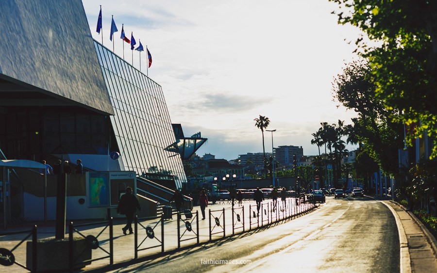 ready, set, action Cannes Palais004