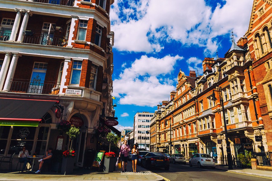 out-and-about-in-london-town-05