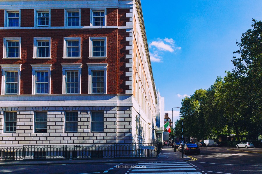 out-and-about-in-london-town-14